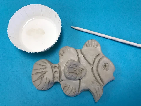 Art teacher Susan Bivona submitted this dynamic Under the Sea Sculpture lesson plan in the ACTIVA Mystery Box Contest.  Click through for the full lesson plan.